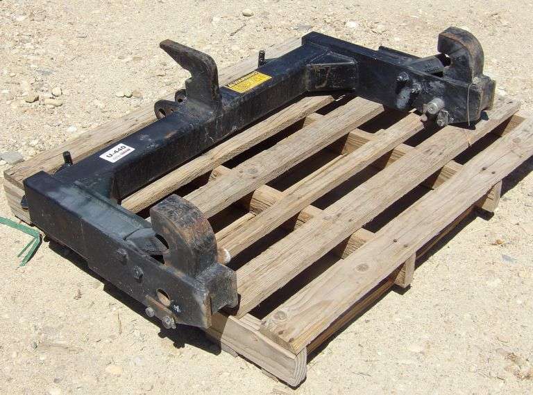 U-440 3-Point Quick Hitch