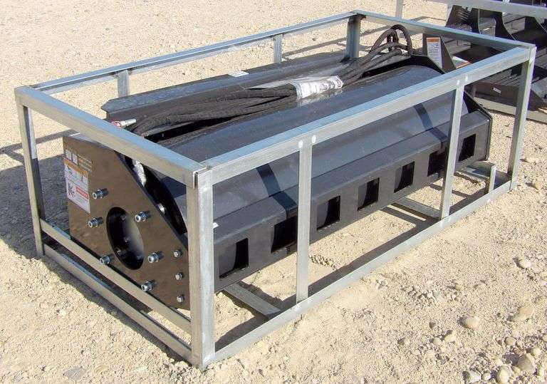 U-160 Wolverine Skid Steer Vibratory Roller