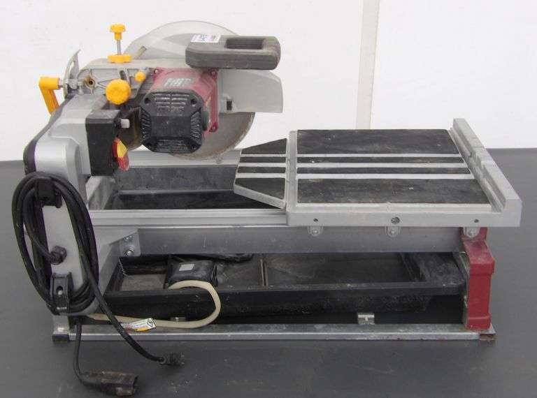 U-475  Chicago Electric Tile Saw