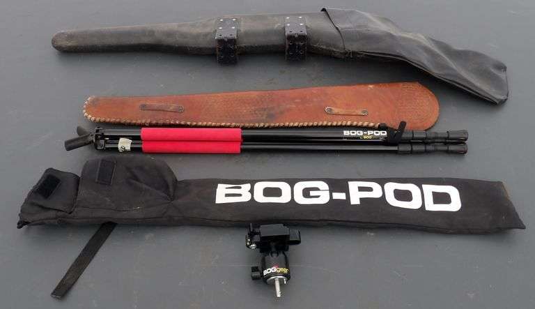 U-898 Gun Cases + Tripod
