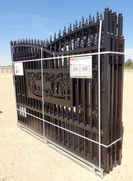 U-322 One Set Driveway Gates