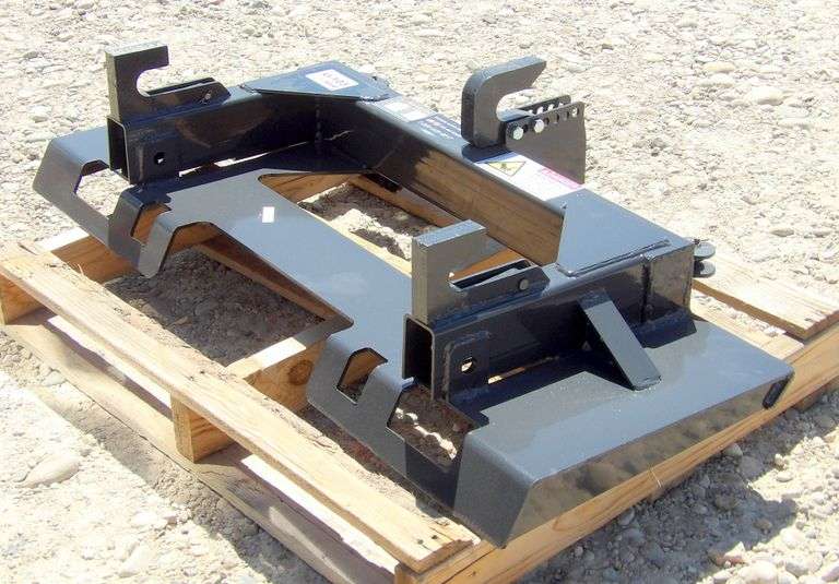 U-103 Wolverine Skid Steer 3-Point Quick Hitch