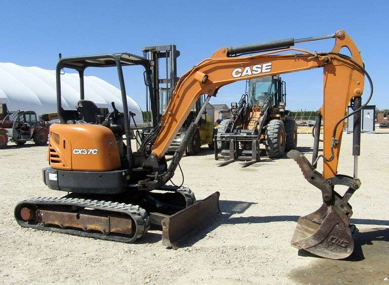 U-973 Case CX37C Mini Excavator
