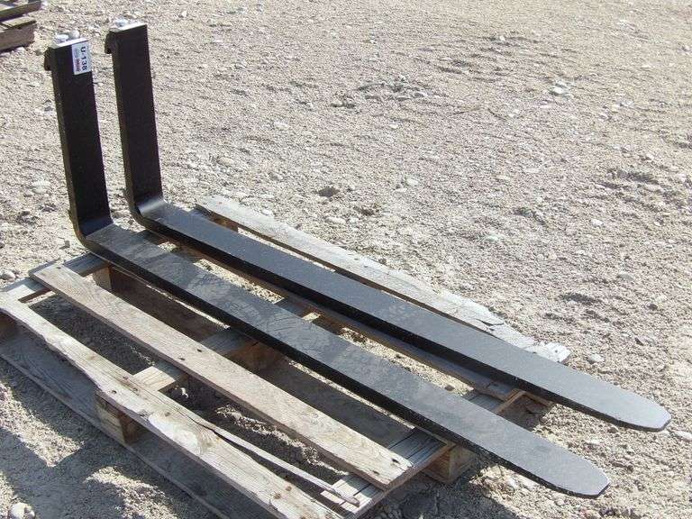 U-138 Pallet Forks
