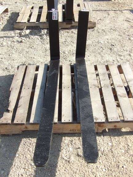 U-141 Pallet Forks