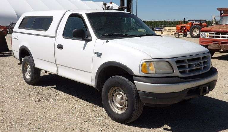 U-506 2000 Ford F-150 Pick Up