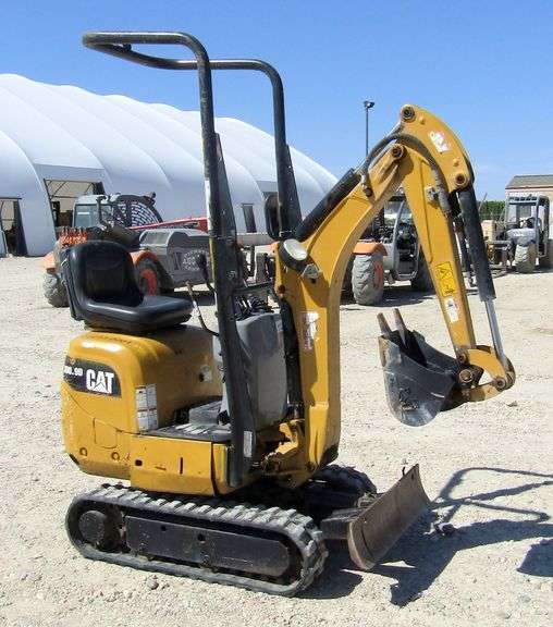 U-972 2013 Caterpillar 300.9D Mini Excavator