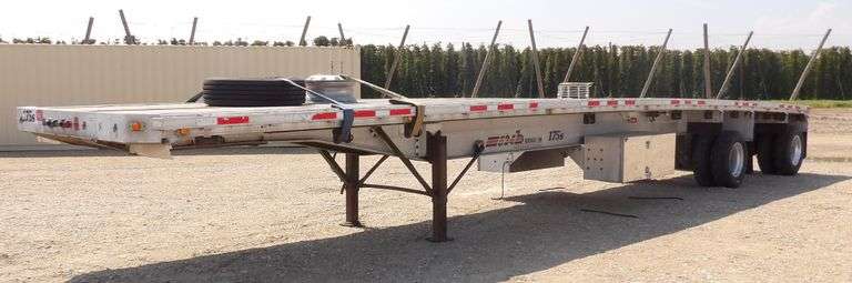 U-1391 2004 Benson Flatbed Semi Trailer