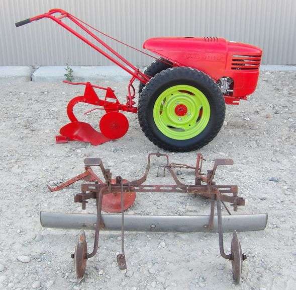 U-1252 David Bradley Garden Tractor