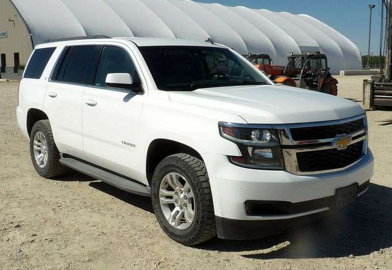 U-902 2015 Chevy Tahoe LT 4X4 SUV