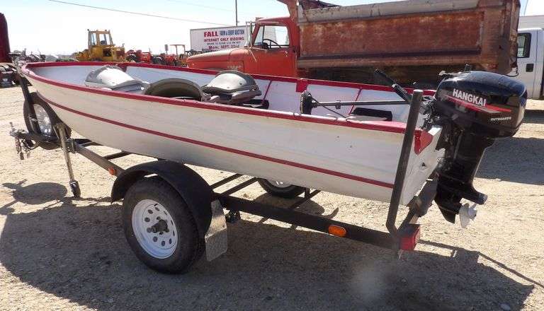 U-1079  Boat + Trailer