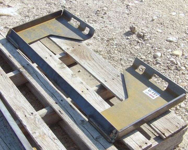 U-151 Open Face Skid Steer Face Plate
