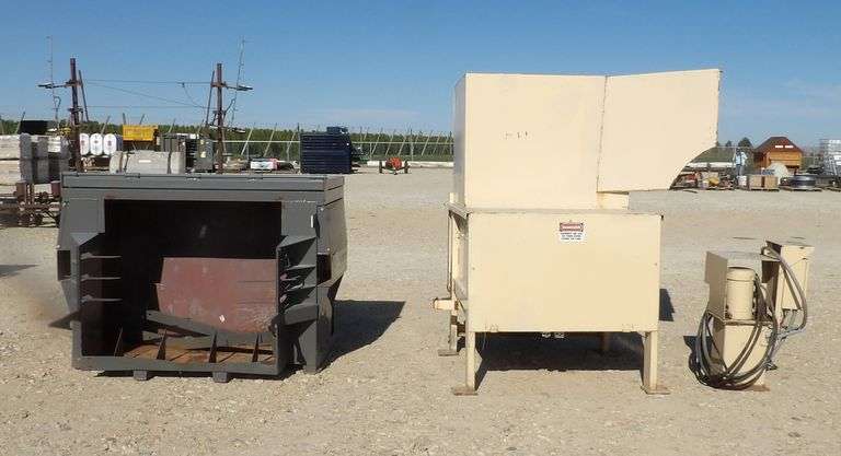 U-763  Cram-A-Lot Compactor + Dumpster