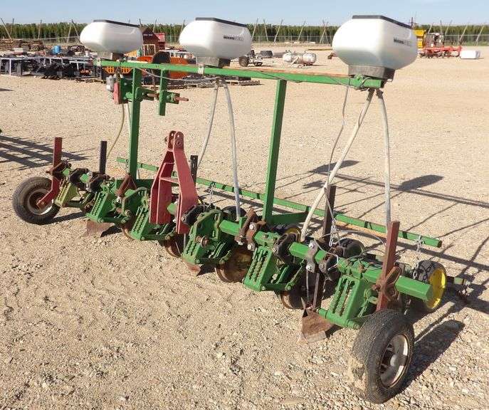 U-486 6 Row Planter