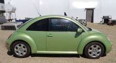 U-1087  2003 Volkswagen Bug