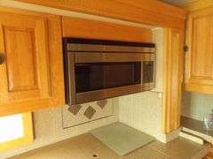 U-1267 2005 Monaco Dynasty Motor Coach