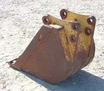 U-773 Backhoe Bucket