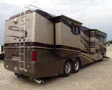 U-1267 2005 Monaco Dynasty Motor Coach