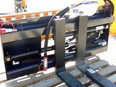 U-174 Wolverine Hydraulic Pallet Forks