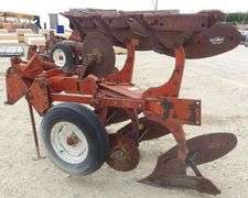 U-456 IH 3 Bottom Roll Over Plow
