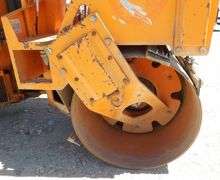 U-540 Cat CB214 Roller