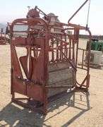 U-1378 Squeeze Chute