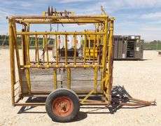 U-608  Portable Squeeze Chute