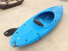 U-828  Lifetime Kayak