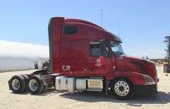U-809 2012 Volvo Truck Tractor