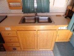 U-1263  1996 New Horizon GN Travel Trailer
