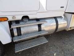 U-1358 1996 Volvo Truck