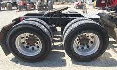 U-809 2012 Volvo Truck Tractor