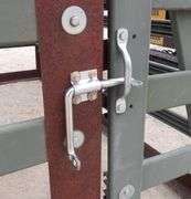 U-1296  Livestock Rack