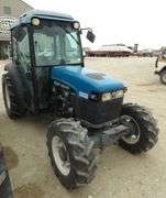 U-1268 New Holland TN90F Tractor