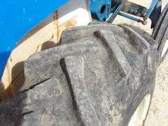 U-1324 Ford 1700 Tractor