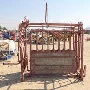U-1378 Squeeze Chute