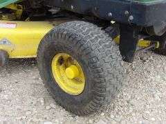 U-426 John Deere 111 Lawn Mower