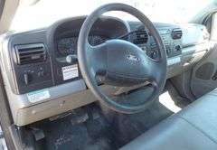 U-745 2006 Ford F-550 Service Crane Truck