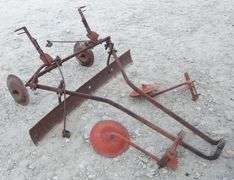 U-1252 David Bradley Garden Tractor