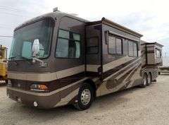 U-1267 2005 Monaco Dynasty Motor Coach