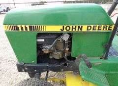 U-426 John Deere 111 Lawn Mower