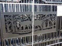U-322 One Set Driveway Gates