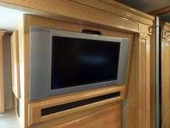 U-1267 2005 Monaco Dynasty Motor Coach