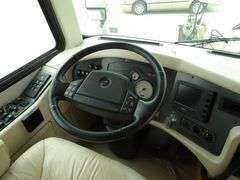 U-1267 2005 Monaco Dynasty Motor Coach