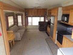 U-404 1999 Marquis 5th Wheel Travel Trailer
