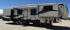 U-727 2015 Rushmore Lincoln 40' Travel Trailer