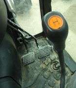 U-1268 New Holland TN90F Tractor