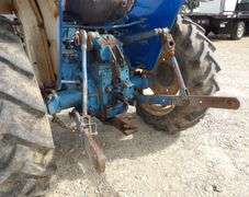 U-1324 Ford 1700 Tractor