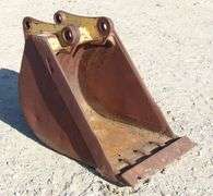 U-773 Backhoe Bucket