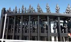 U-317 One Set Metal Driveway Gates